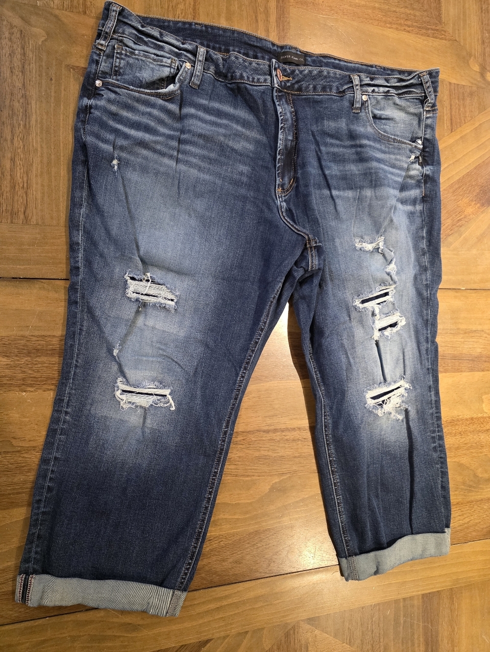 Silver Jeans Boyfriend Capri Jeans Sz 24 Ripped Distressed Denim High Rise